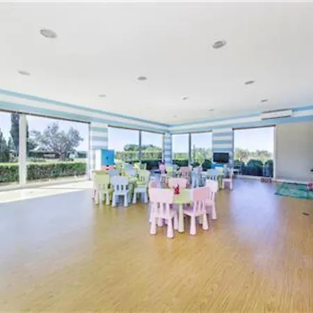 Amazing 1 Bedroom Appartement *