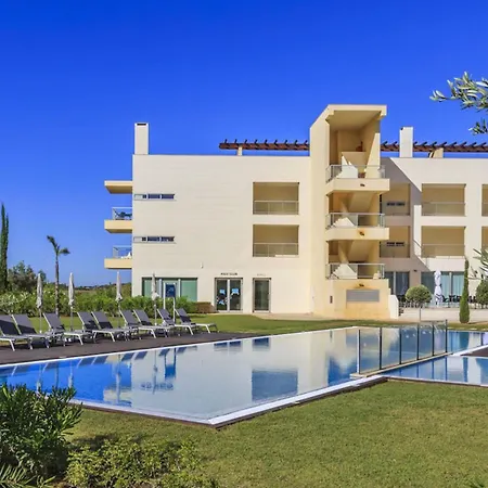 Amazing 1 Bedroom Quarteira